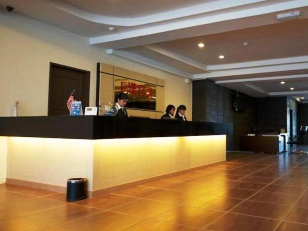 Han Palace Hotel Semporna Buitenkant foto